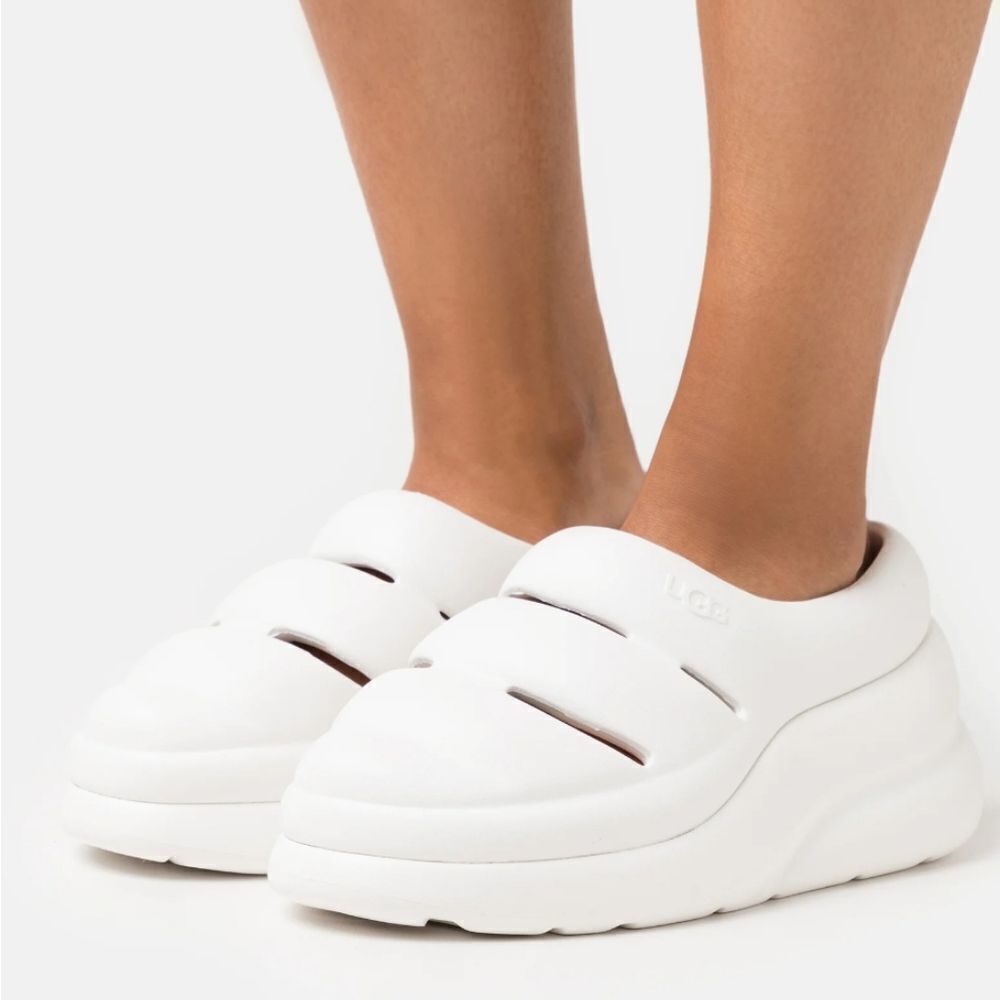 BRAND NEW UGG WOMEN'S SPORT  YEAH CLOG G1
